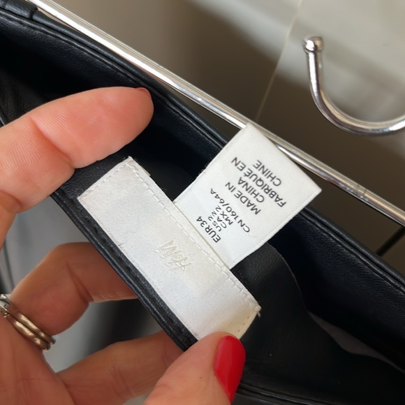 H&M Faux leather Midi Skirt US 2 - Picture 2 of 3